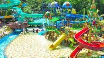 ROYAL WATER ADVENTURE-Royal Water Adventure Menikmati Aneka Permainan Air Bersama Anak Dan Keluarga!