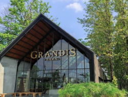 7 Tempat Nongkrong di Solo yang Instagramable dan Murah