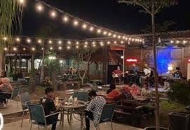 RESTORAN TERBAIK SRAGEN- Salah satu restoran di Sragenyang ramai dikunjungi.