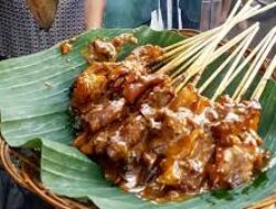 Warung Sate Kere Khas Solo, Paling Enak Untuk Dicoba!