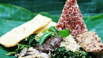 Nasi Pecel Terkenal Khas Solo Kacangnya Lebih Halus, Ini Tempat Kulinernya