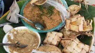 Menjelajahi Kuliner Cabuk Rambak Khas Solo, Makanan Legendaris Yang Mulai Langka
