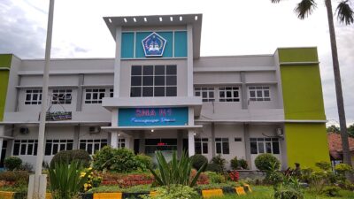 3 Rekomendasi Sekolah Unggulan di Karanganyar, Berikut Kita Spil