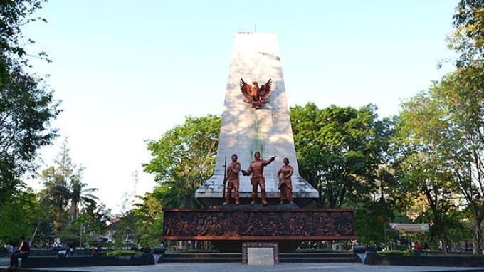 Tempat Bersejarah Sukoharjo menjadi salah satu referensi liburan dan edukasi bagi anda.