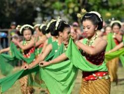 Menikmati Keindahan Tarian Klasik Khas Solo, Makna Ciri Dan Gerakannya