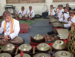 Menyaksikan Puncak Perayaan Sekaten di Solo, Ditandai dengan Turunnya Gunungan Keraton