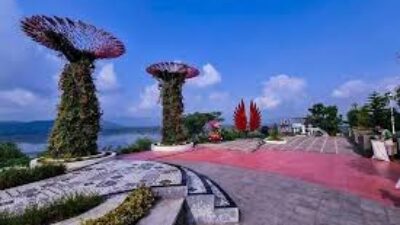 Pesona Kesejukan Alam Wisata Bukit Sidoguro Klaten, Mirip Gardens By The Bay Singapura