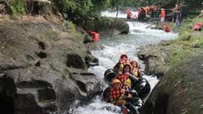 WISATA RIVER TUBING - Wisata River Tubing terbaru Kali Pusar di Klaten.