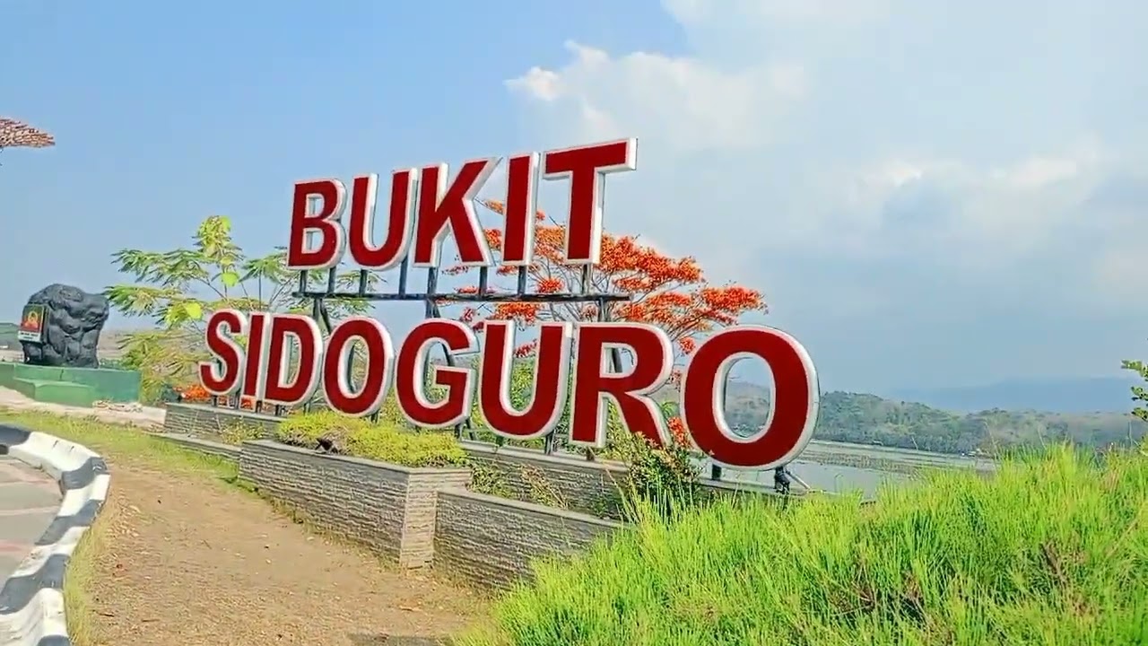Bukit Sidoguro menjadi salah satu desinasi wisata untuk menikmati pemandangan yang ada di Klaten.