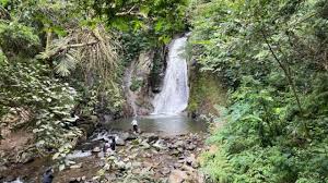 AIR TERJUN SRITI - Inilah Pesona Keindahan Alam Air Terjun Sriti Tawangmangu