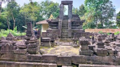 Candi Lawang merupakan salah satu candi terbaik di Boyolali.