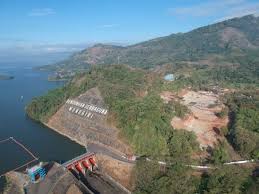 WADUK GAJAH MUNGKUR - Inilah keindahan Waduk Gajah Mungkur yang ada kompleks makam.
