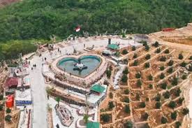 INDAH - Bukit Dewa Dewi memliki pesona cantik alamnya.