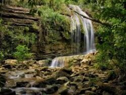 Curug Krajan Surga Kecil Kota Makmur, Suasana Asri Cocok untuk Ngadem