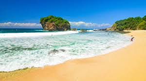 Inilah Pantai Jungwok di Gunung Kidul yang memikat hati.