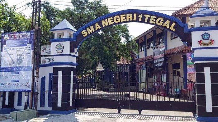 Sekolah Favorit menjadi salah satu incaran agar mendapatkan karir jangka panjang yang baik.