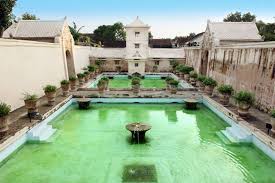 Wisata tempat sejarah Jogja yang menarik.