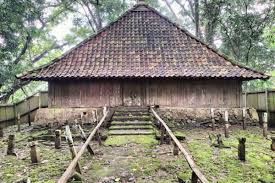 Inilah petilasan Sunan Giri yang belrlokasi di Tengah Kota Wonogiri.