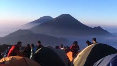 Mengungkap Beragam Fakta Menarik Wonosobo, Dataran Tinggi Dieng yang Diselimuti Embun Es