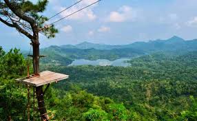 Destinasi wisata alam di Kulon Progo memanjakan mata.