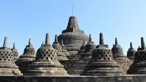 Wisata Candi Borobudur merupakan jejak sejarah mahakarya budaya Indonesia