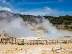 Kawah Sikidang di Dataran Tinggi Dieng, Konon Bisa Berpindah Tempat