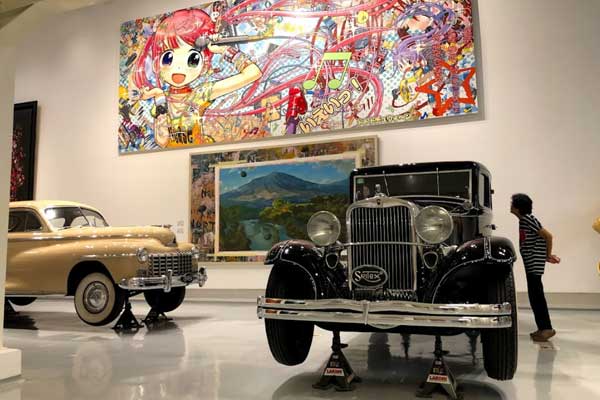 Museum Tumurun ini menampilkan berbagai koleksi seni modern dan kontemporer yang mengesankan.