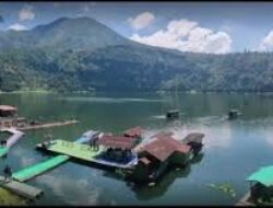 Telaga Menjer Wonosobo Yang Memukau dan Eksotis, Danau Terluas di Kaki Dieng