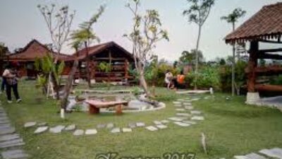 Wedang Kopi Prambanan menadi tempat kuliner Klaten.