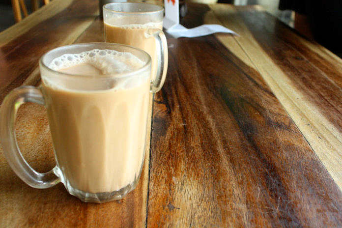 Teh Tarik 88 merupakan kedai minuman yang cocok untuk penikmat teh dengan citarasa khasnya.