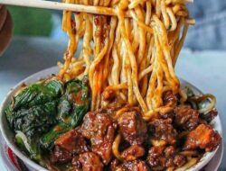 Pilihan Mie Ayam di Sragen yang Lengkap dengan Harga dan Lokasinya