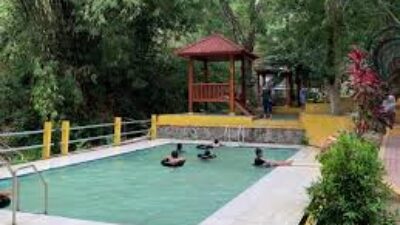 Pemandian Air Panas Bayanan Kini Kian Menarik, Air Ajaib Jadi Magnet Wisatawan