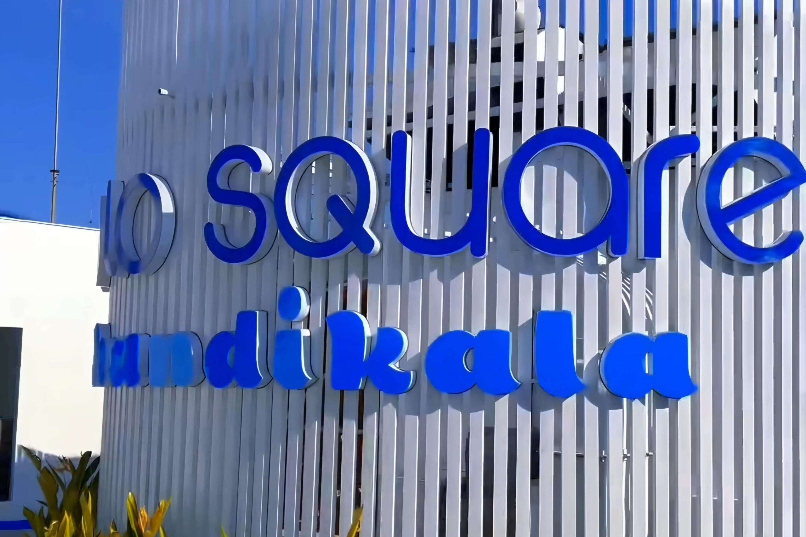 Chandikala Solo Square Mall merupakan destinasi belanja dan hiburan modern yang ada di Solo.