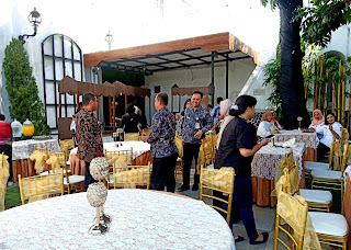 La Belle Restaurant merupakan tempat makan premium di Solo yang menawarkan kesan mewah dan budaya lokal.