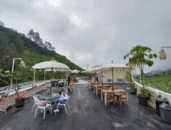 The Bridge Coffee Karanganyar, Surga Kuliner dan Kopi di Tengah Keindahan Alam