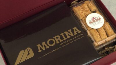 Roti Kue Morina merupakan oleh-oleh yang melegenda dan memiliki cita rasa yang khas.