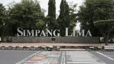 Simpang Lima Semarang, Sejarah dan Wisata Kulinernya Yang Bikin Kangen