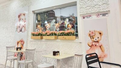 Kuma Mama Cafe menjadi tempat makan yang ideal karena makanan yang berkualitas dan suasana yang nyaman.