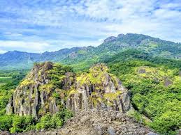 Gunung Sepikul ada legenda Roro Jonggrang.