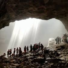 Wisata alam Goa yang menakjubkan dan penuh tantangan.