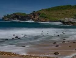 Wisata Pantai Terbaru Dulunya Jadi Dermaga, Pantai Cantik Yang Kian Berseri