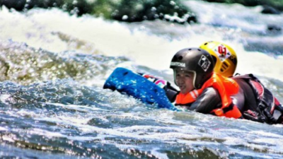 7 Tempat Wisata Populer di Klaten Saat Ini: Riverboarding di Kali Pusur