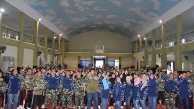 Dr Imam Asmarudin SH MH selaku WR.3 bidang kemahasiswaan dan Dr Sutji Muljani selaku direktur PPG UPS Tegal be