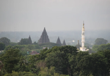 Bukit Gal Pentjil Klaten dengan panorama yang Indah