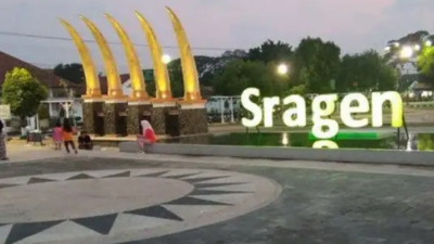 Tugu Gading Sragen Memiliki Filosofi yang Mendalam, Mantan Bupati Agus Meminta Agar Tugu Tersebut Dipotong