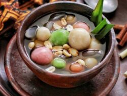 Wedang Asli Solo yang Buat Ketagihan, Penasaran Nggak Sih?