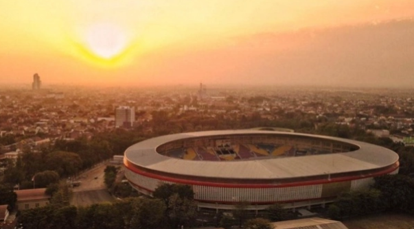 Stadion Manahan Solo