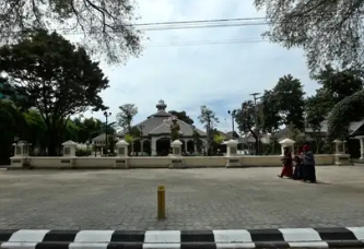 Dukungan dari Arab Saudi Jalan Slamet Riadi Solo jadi lokasi buka bersama