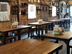 Warung Makan Asli Solo yang Selalu Ramai Oleh Pengunjung