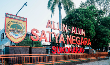 Alunalun Sukoharjo